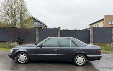 Mercedes-Benz E-Класс, 1993 год, 480 000 рублей, 6 фотография
