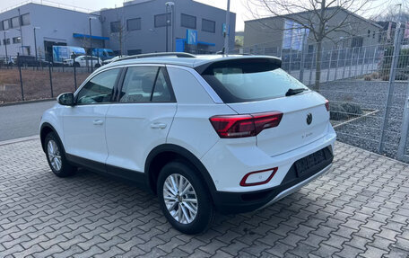 Volkswagen T-Roc I, 2026 год, 3 479 138 рублей, 4 фотография