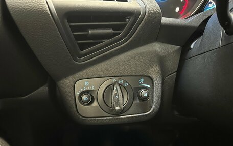 Ford Kuga III, 2014 год, 1 330 000 рублей, 10 фотография