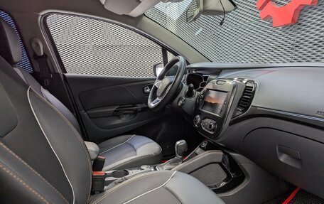 Renault Kaptur I рестайлинг, 2021 год, 1 860 000 рублей, 34 фотография