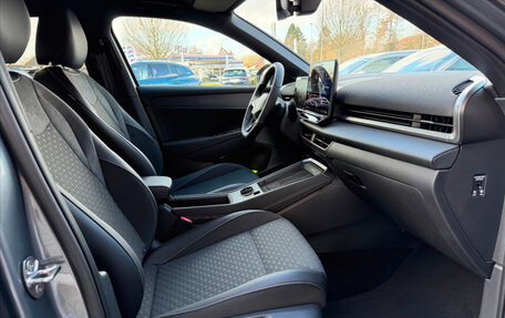 Volkswagen T-Roc, 2026 год, 3 398 382 рублей, 23 фотография