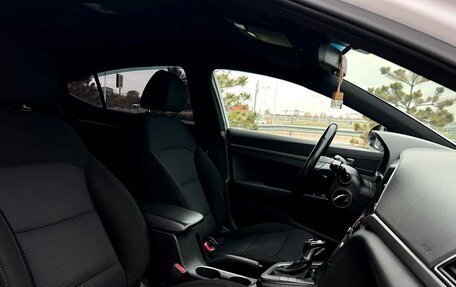 Hyundai Elantra VI рестайлинг, 2017 год, 1 450 000 рублей, 8 фотография