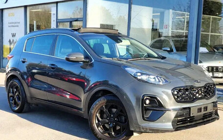 KIA Sportage IV рестайлинг, 2021 год, 1 800 000 рублей, 2 фотография
