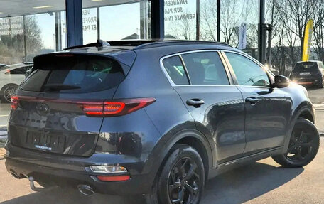 KIA Sportage IV рестайлинг, 2021 год, 1 800 000 рублей, 3 фотография