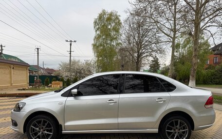Volkswagen Polo VI (EU Market), 2012 год, 750 000 рублей, 4 фотография