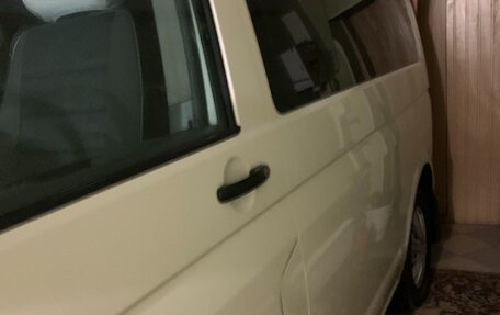 Volkswagen Transporter T5 рестайлинг, 2007 год, 1 850 000 рублей, 2 фотография