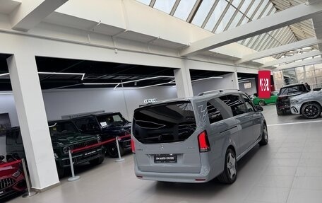 Mercedes-Benz V-Класс, 2026 год, 14 890 000 рублей, 38 фотография