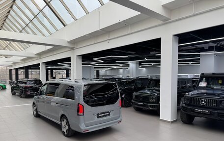 Mercedes-Benz V-Класс, 2026 год, 14 890 000 рублей, 40 фотография