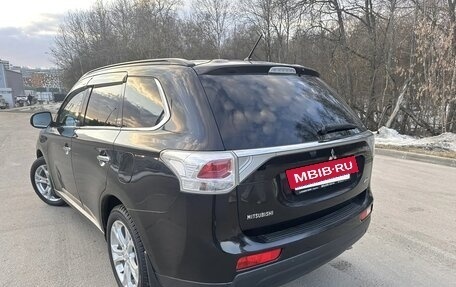 Mitsubishi Outlander III рестайлинг 3, 2012 год, 1 450 000 рублей, 3 фотография