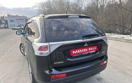 Mitsubishi Outlander III рестайлинг 3, 2012 год, 1 450 000 рублей, 6 фотография