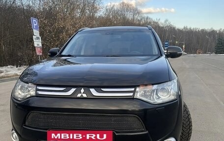 Mitsubishi Outlander III рестайлинг 3, 2012 год, 1 450 000 рублей, 7 фотография