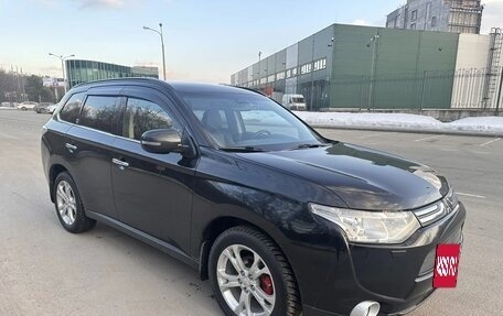 Mitsubishi Outlander III рестайлинг 3, 2012 год, 1 450 000 рублей, 15 фотография