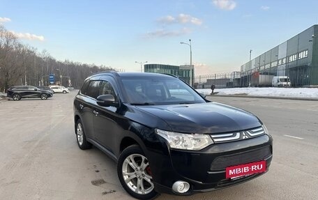 Mitsubishi Outlander III рестайлинг 3, 2012 год, 1 450 000 рублей, 17 фотография