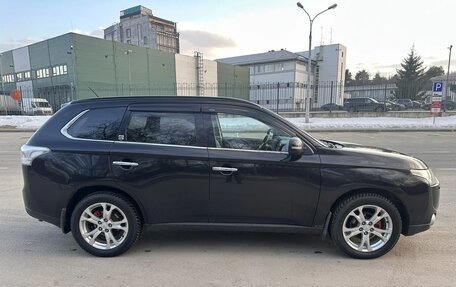 Mitsubishi Outlander III рестайлинг 3, 2012 год, 1 450 000 рублей, 25 фотография
