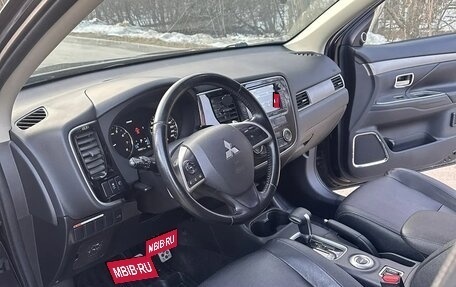Mitsubishi Outlander III рестайлинг 3, 2012 год, 1 450 000 рублей, 36 фотография