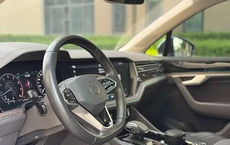 Volkswagen Touareg III, 2023 год, 6 120 000 рублей, 10 фотография