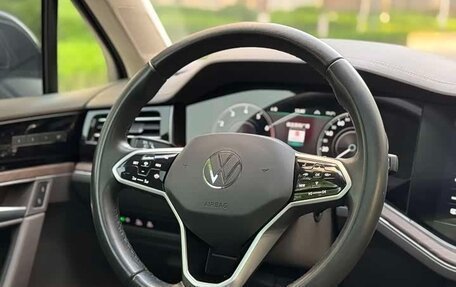 Volkswagen Touareg III, 2023 год, 6 120 000 рублей, 13 фотография