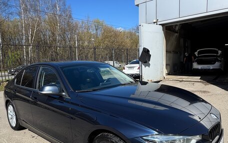 BMW 3 серия, 2017 год, 1 980 000 рублей, 11 фотография