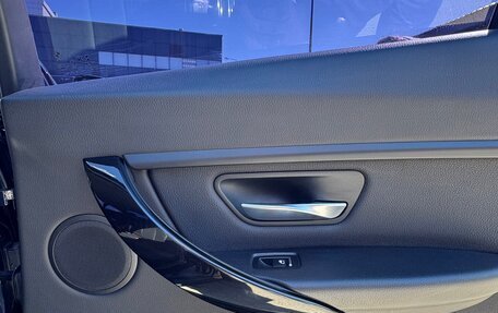 BMW 3 серия, 2017 год, 1 980 000 рублей, 23 фотография