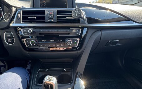 BMW 3 серия, 2017 год, 1 980 000 рублей, 37 фотография