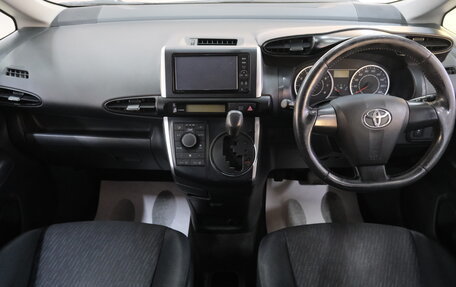 Toyota Wish II, 2011 год, 1 299 000 рублей, 12 фотография