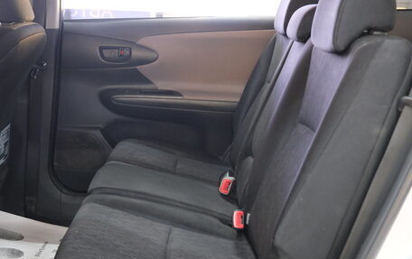 Toyota Wish II, 2011 год, 1 299 000 рублей, 19 фотография