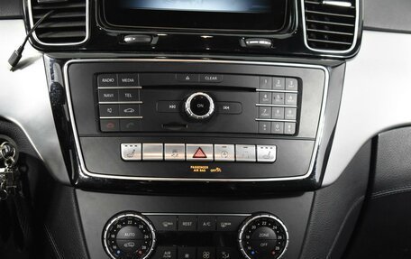 Mercedes-Benz GLS, 2016 год, 4 220 100 рублей, 27 фотография