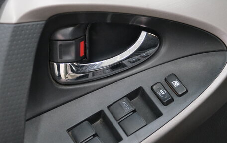 Toyota RAV4, 2006 год, 1 199 000 рублей, 9 фотография