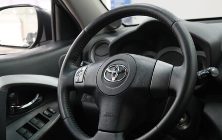 Toyota RAV4, 2006 год, 1 199 000 рублей, 13 фотография