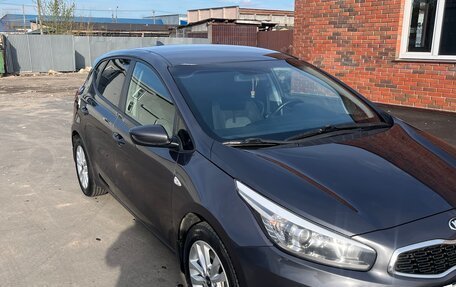 KIA cee'd III, 2017 год, 1 250 000 рублей, 2 фотография