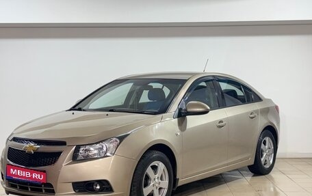 Chevrolet Cruze II, 2011 год, 629 000 рублей, 3 фотография