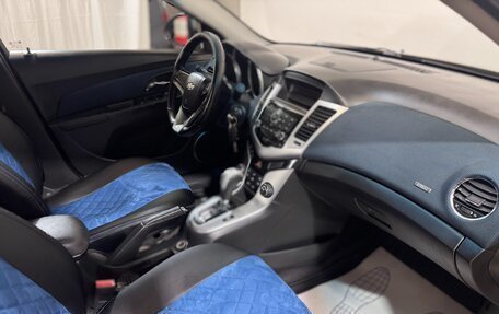 Chevrolet Cruze II, 2011 год, 629 000 рублей, 8 фотография