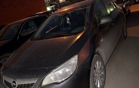 Opel Astra J, 2011 год, 699 999 рублей, 3 фотография