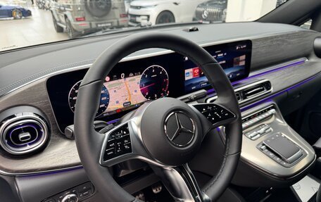 Mercedes-Benz V-Класс, 2026 год, 14 690 000 рублей, 16 фотография