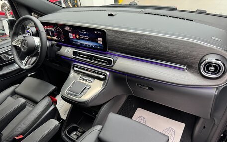 Mercedes-Benz V-Класс, 2026 год, 14 690 000 рублей, 32 фотография