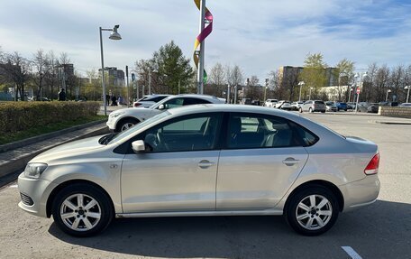 Volkswagen Polo VI (EU Market), 2011 год, 600 000 рублей, 2 фотография