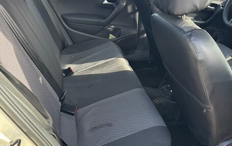 Volkswagen Polo VI (EU Market), 2011 год, 600 000 рублей, 7 фотография