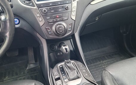 Hyundai Santa Fe III рестайлинг, 2017 год, 2 200 000 рублей, 11 фотография