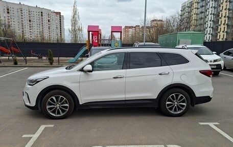 Hyundai Santa Fe III рестайлинг, 2017 год, 2 200 000 рублей, 2 фотография