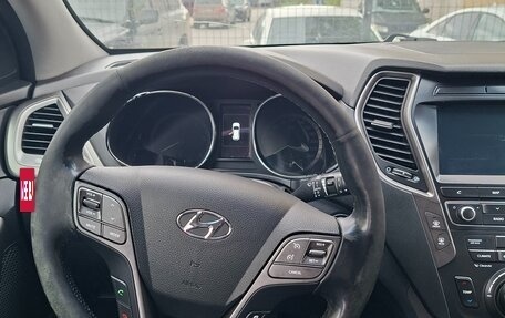 Hyundai Santa Fe III рестайлинг, 2017 год, 2 200 000 рублей, 10 фотография