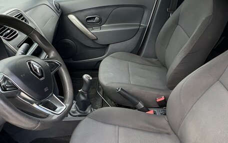 Renault Logan II, 2020 год, 500 000 рублей, 13 фотография