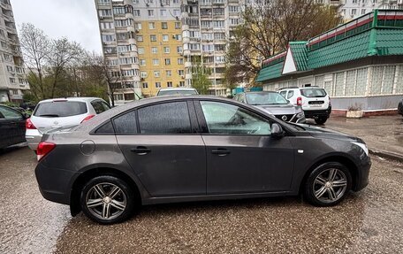 Chevrolet Cruze II, 2013 год, 700 000 рублей, 5 фотография