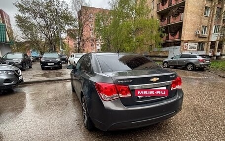 Chevrolet Cruze II, 2013 год, 700 000 рублей, 6 фотография