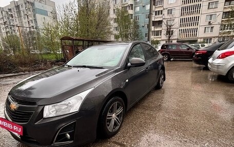 Chevrolet Cruze II, 2013 год, 700 000 рублей, 2 фотография
