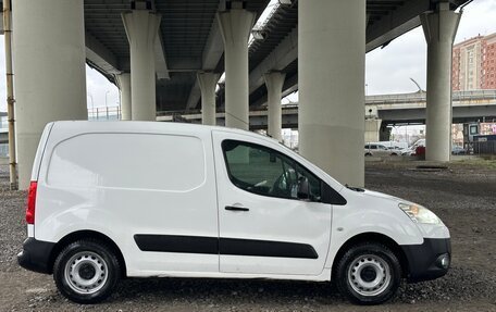 Peugeot Partner II рестайлинг 2, 2012 год, 699 000 рублей, 4 фотография