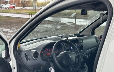 Peugeot Partner II рестайлинг 2, 2012 год, 699 000 рублей, 10 фотография