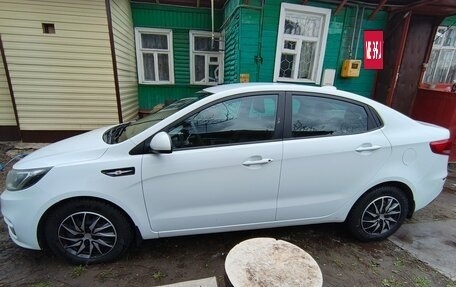 KIA Rio III рестайлинг, 2017 год, 1 050 000 рублей, 2 фотография