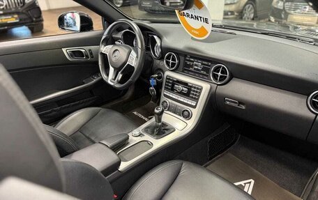 Mercedes-Benz SLK-Класс, 2011 год, 2 450 000 рублей, 10 фотография