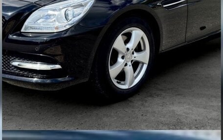 Mercedes-Benz SLK-Класс, 2011 год, 2 450 000 рублей, 11 фотография