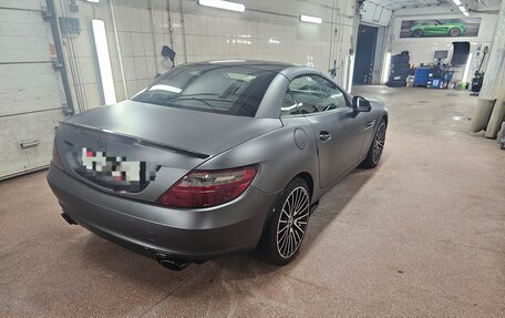 Mercedes-Benz SLK-Класс, 2011 год, 2 450 000 рублей, 15 фотография